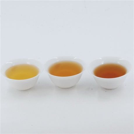 Organic Xing Ban Zhang (班章)Tea Cake, Year 2004 (Raw/Sheng)