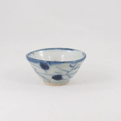 Antique Porcelain Blue And White Grass Pattern Tea Cup