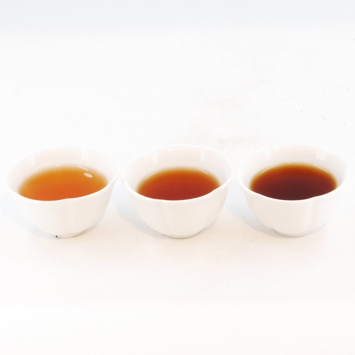 1990s Vintage Wild Leaves Pu-erh Tea (Raw/Sheng)